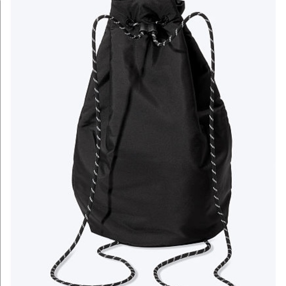 Pink back pack - Picture 2 of 2